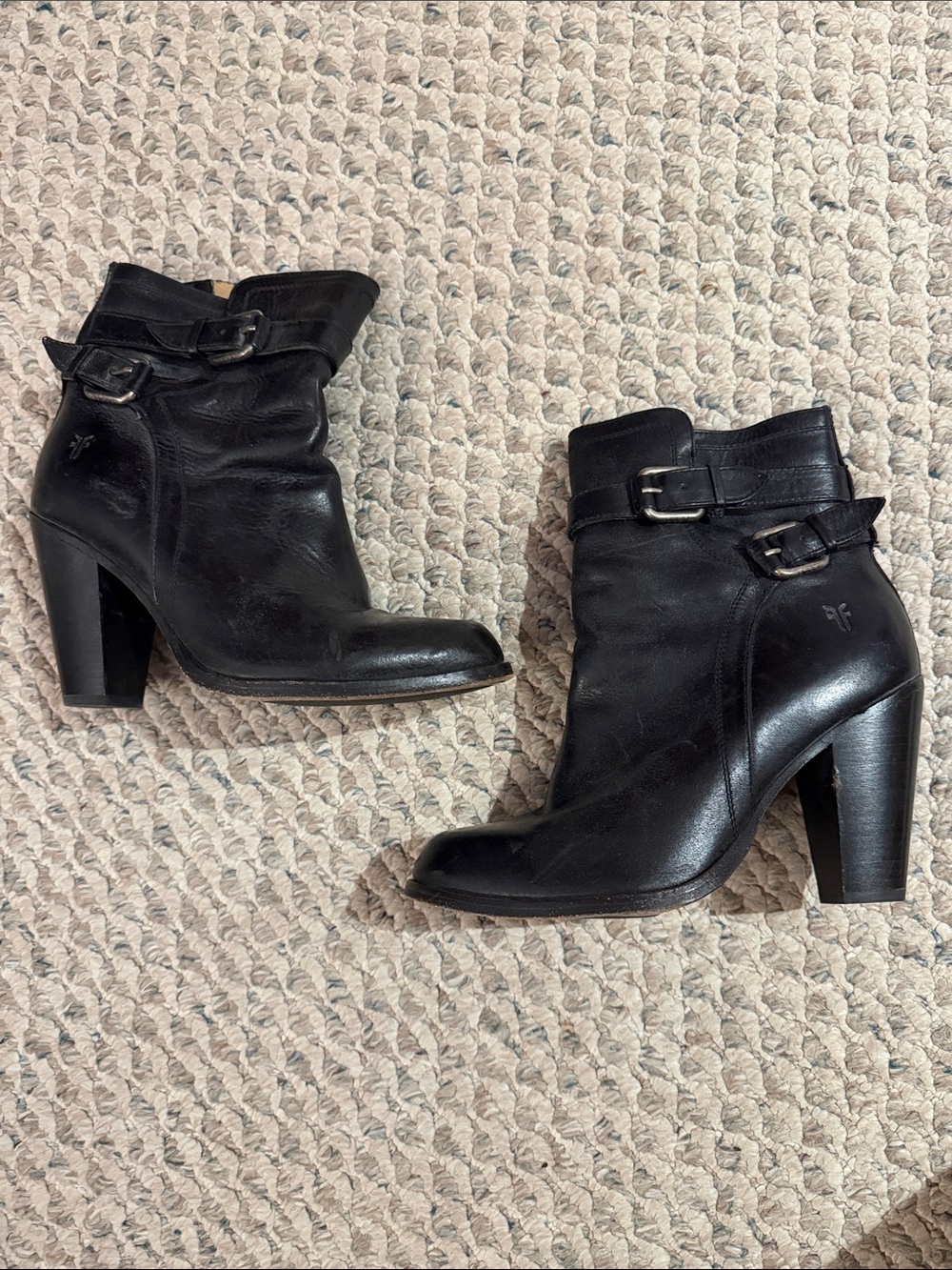 Frye Patty riding bootie black leather boots